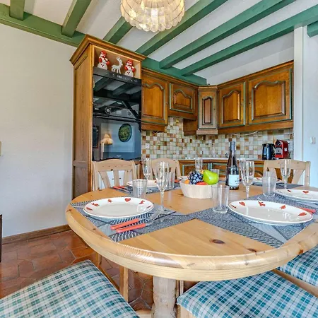 Apartman Comfort With Balcony And Parking Saint-Marcel